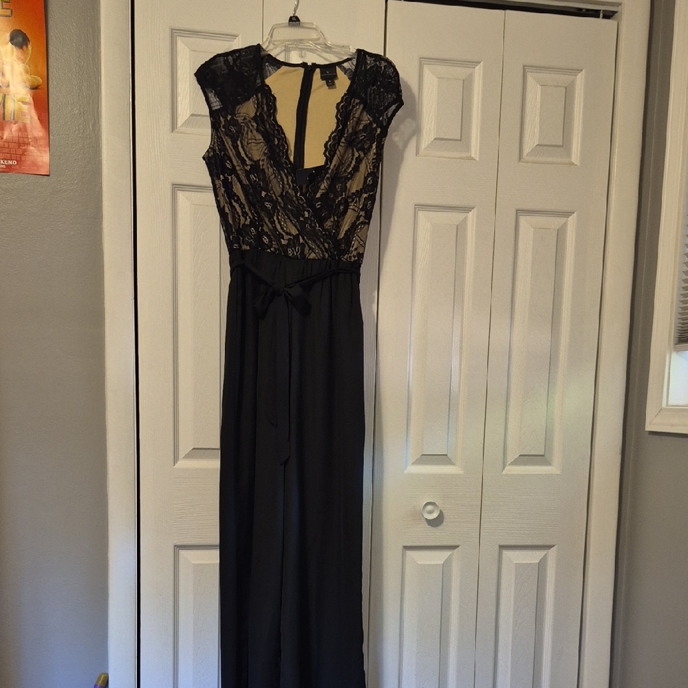 Elegant Black Lace Romper - Worthington